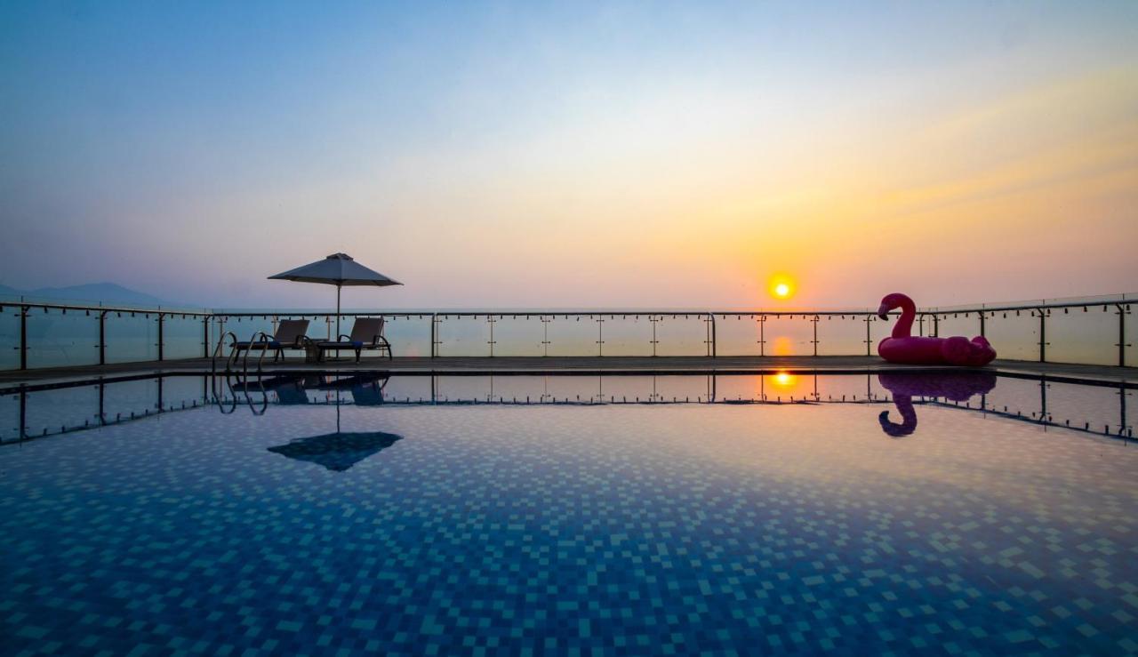 Serene Beach Hotel Danang Εξωτερικό φωτογραφία