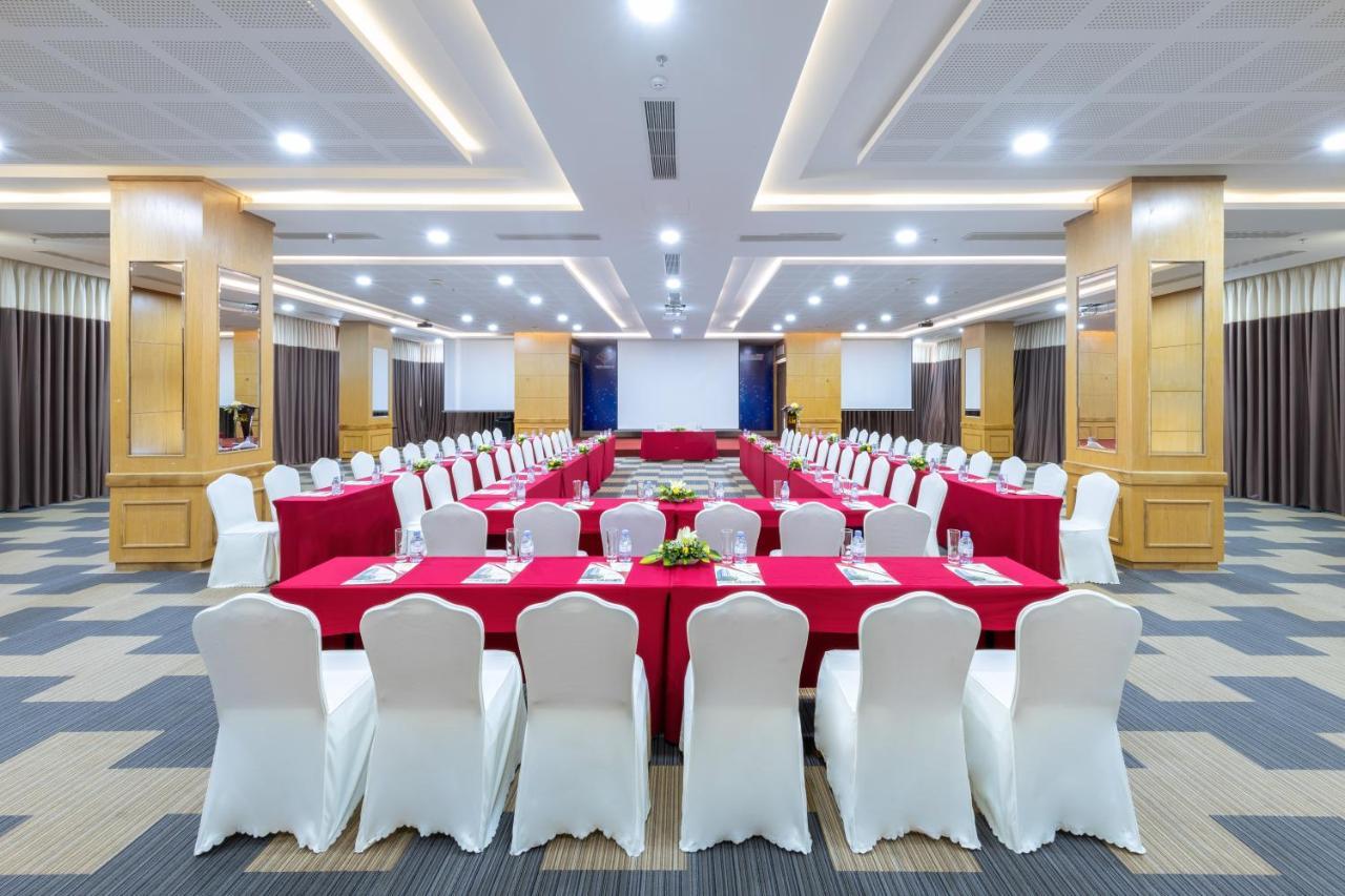 Serene Beach Hotel Danang Εξωτερικό φωτογραφία